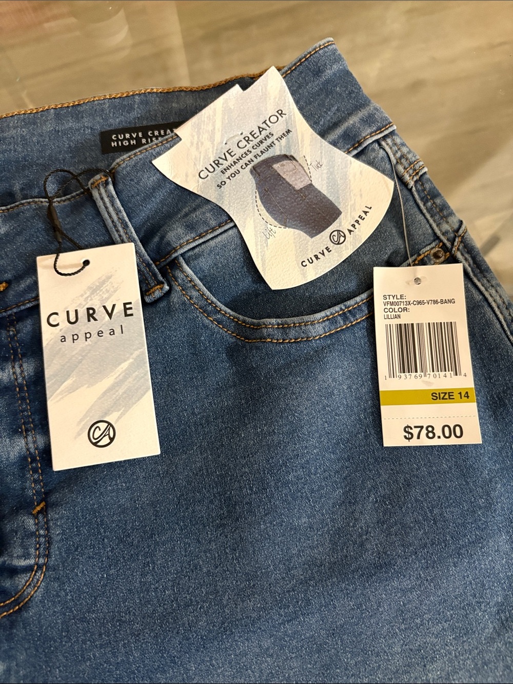 Women’s Curve Appeal Jeans. Size 14/32. Brand new with tags. Soft stretchy jeans